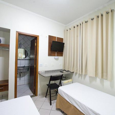 Araucaria Hotel Business - Maringá Εξωτερικό φωτογραφία