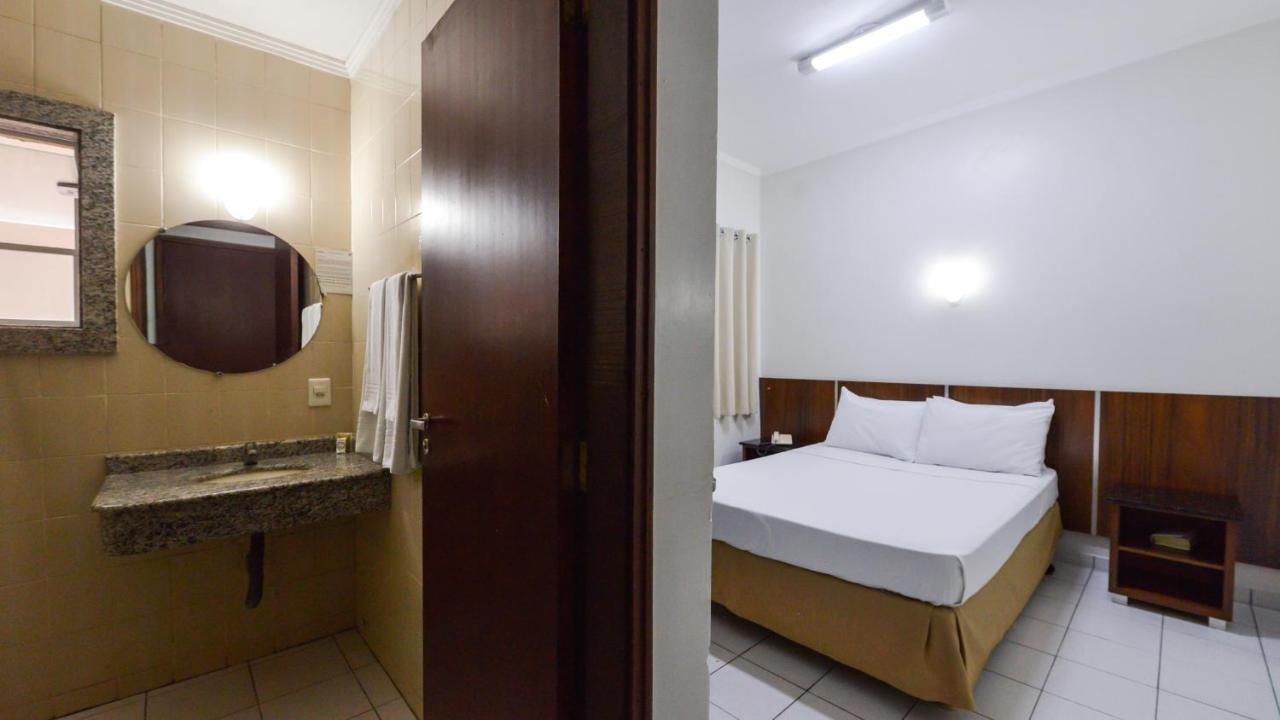 Araucaria Hotel Business - Maringá Εξωτερικό φωτογραφία